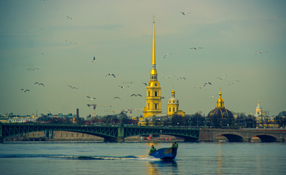 Париж ждёт две недели, а Петербург — два дня: как меняется туризм Париж ждёт две недели, а Петербург — два дня: как меняется туризм