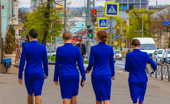 Колготки перестали рваться: нашла 3 рабочих лайфхака, которые экономят деньги и нервы